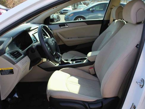 Used 2017 Hyundai Sonata SE image 23