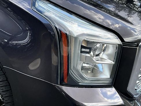 Used 2016 GMC Yukon Denali w/ Open Road Package AWD/4WD image 28