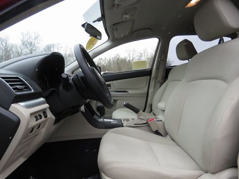 Used 2015 Subaru Crosstrek 2.0i Premium image 10