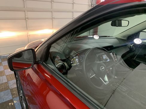 Used 2023 Nissan Kicks SV image 10