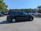 Used 2012 Toyota Sienna XLE image 4