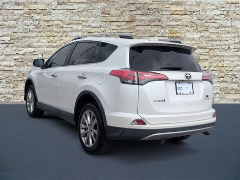 Used 2018 Toyota RAV4 Limited w/ Advanced Technology Package FWD image 4