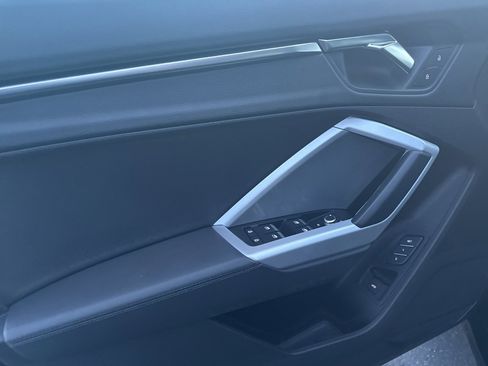 Used 2023 Audi Q3 2.0T Premium image 22