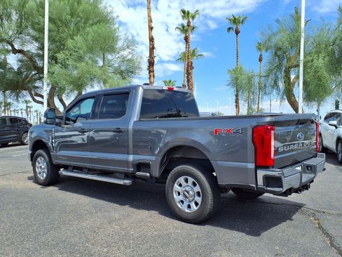 Used 2024 Ford F250 XLT w/ FX4 Off-Road Package AWD/4WD image 9