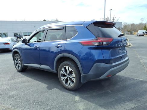 Used 2021 Nissan Rogue SV w/ Premium Package image 24