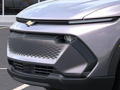 New 2026 Chevrolet Equinox EV LT image 15