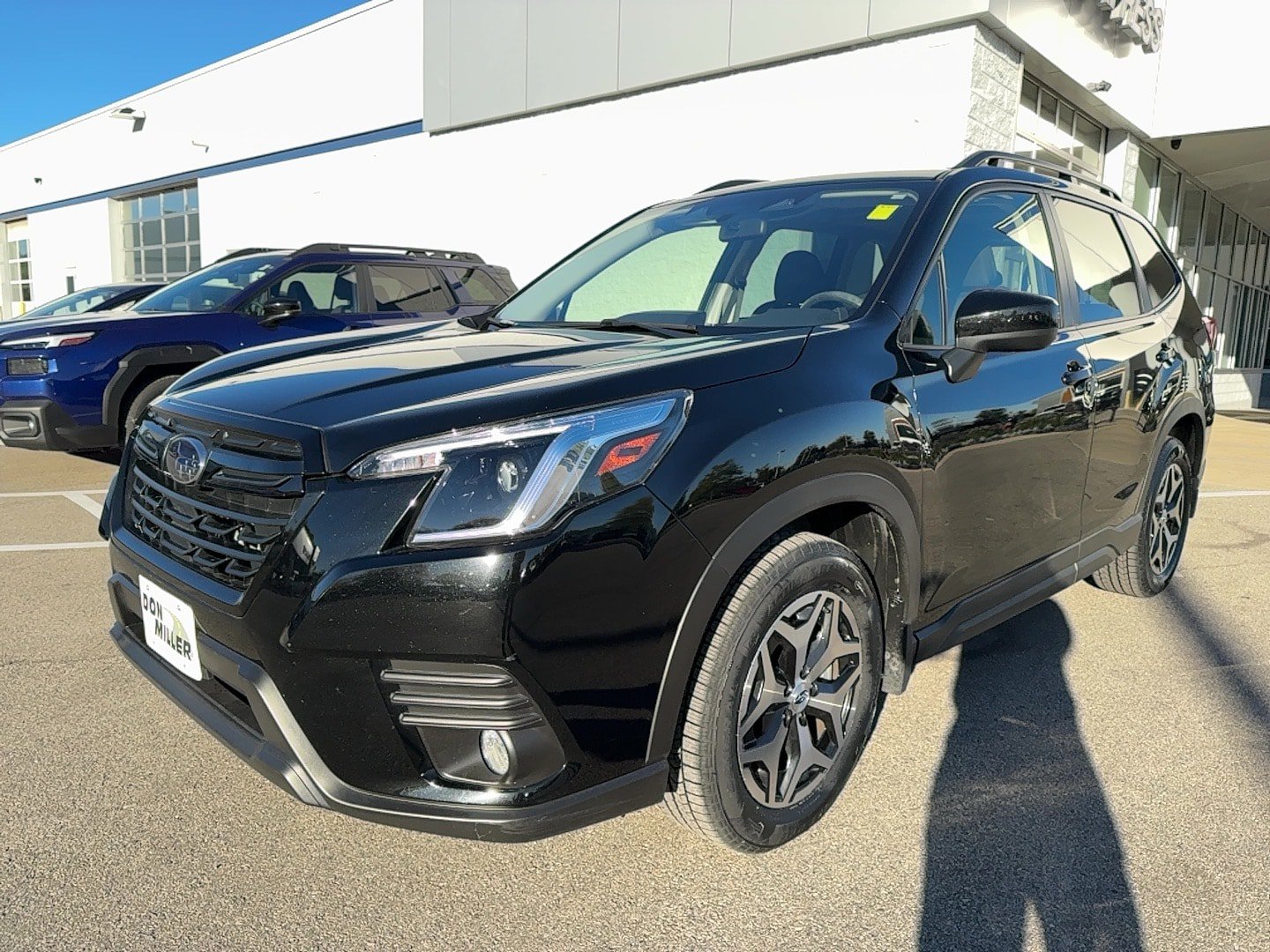 Used 2023 Subaru Forester Premium AWD/4WD image 3