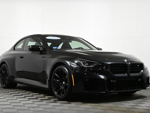 Used 2024 BMW M2 w/ Lighting Package image 9