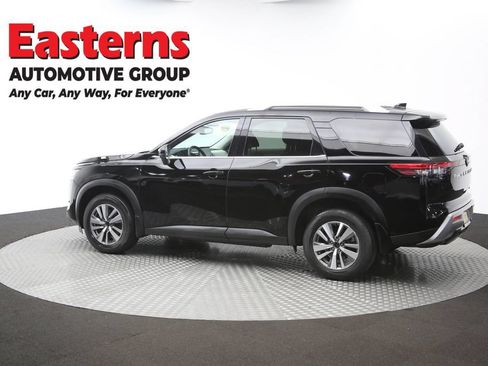 Used 2022 Nissan Pathfinder SL AWD/4WD image 61