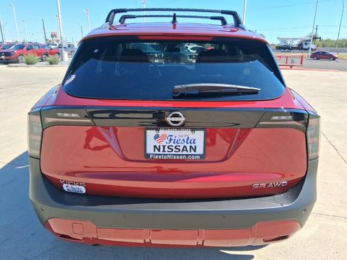 New 2026 Nissan Kicks SR w/ Cold Weather Package AWD/4WD image 6