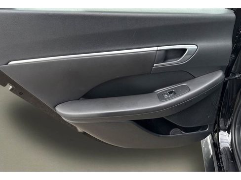 Used 2023 Hyundai Sonata SEL FWD image 18