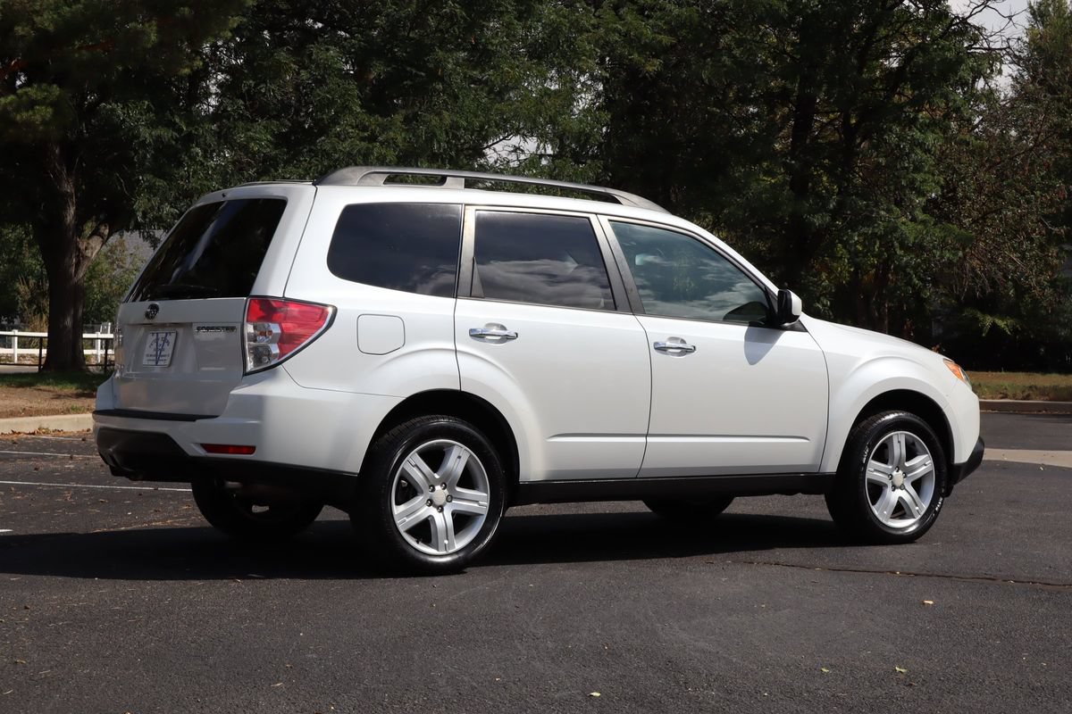 Used 2009 Subaru Forester 2.5X Limited AWD/4WD image 5