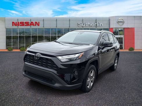 Used 2024 Toyota RAV4 XLE w/ Convenience Package FWD image 1