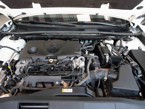 Used 2022 Toyota Camry SE AWD/4WD image 30