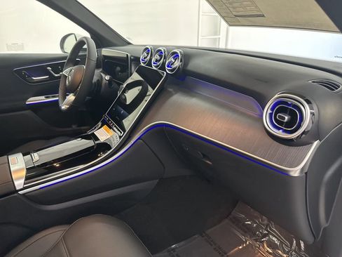 New 2026 Mercedes-Benz GLC 300 image 27