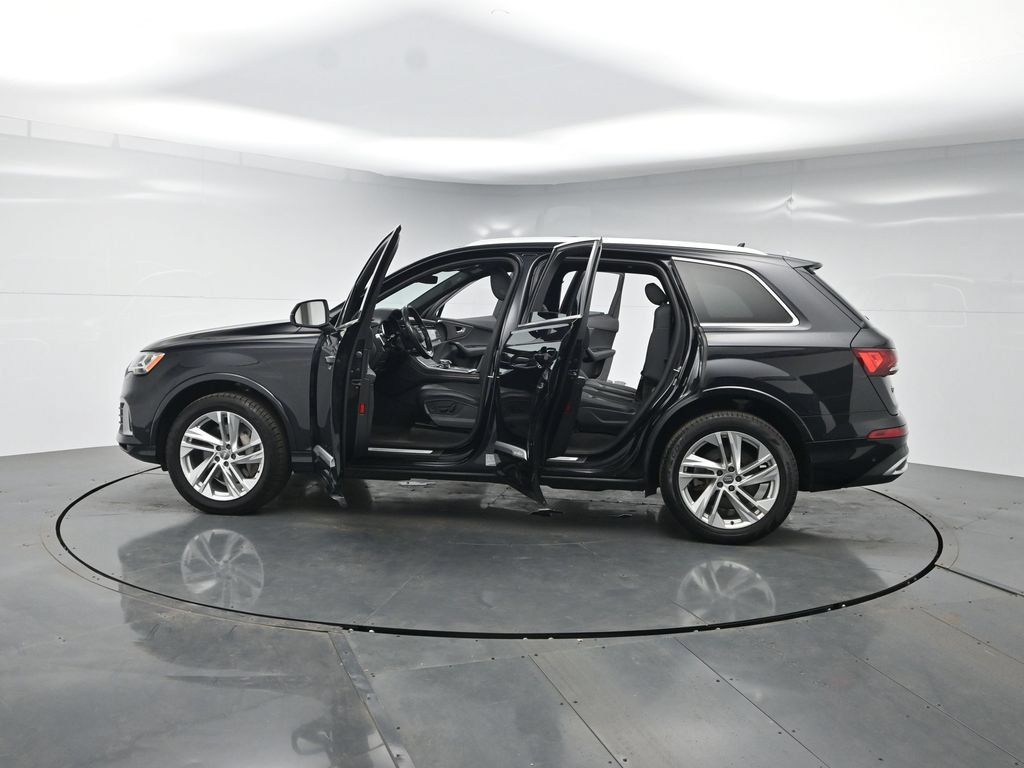 Used 2021 Audi Q7 3.0T Premium Plus w/ Premium Plus Package AWD/4WD image 41