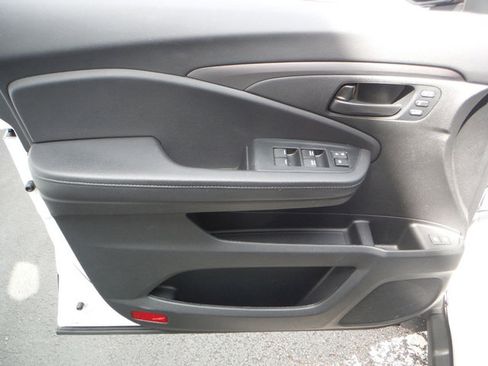 Used 2023 Honda Passport EX-L image 14