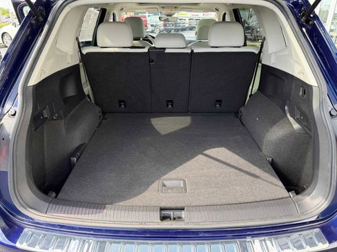 Certified 2023 Volkswagen Tiguan SE AWD/4WD image 35