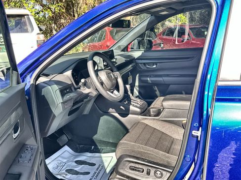 Used 2023 Honda CR-V Sport image 2