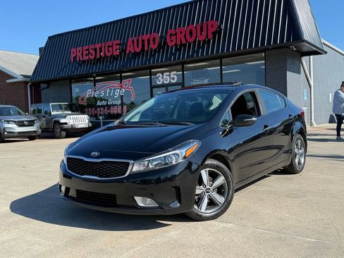 Used 2018 Kia Forte S w/ S Technology Plus Package FWD image 1