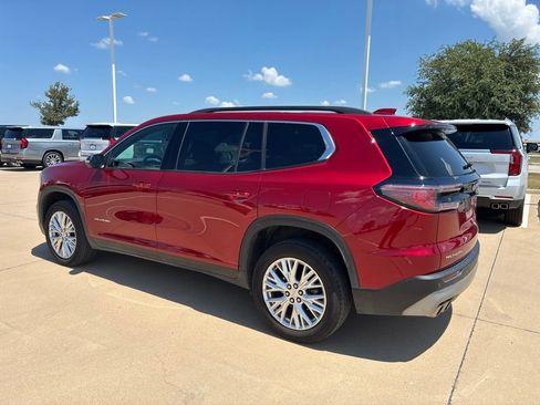 Used 2024 GMC Acadia Elevation w/ Luxury Package FWD image 3