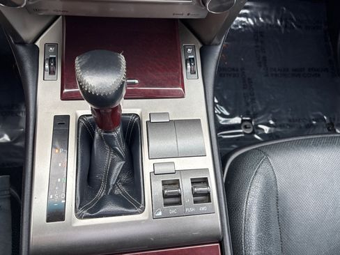 Used 2014 Lexus GX 460 image 24