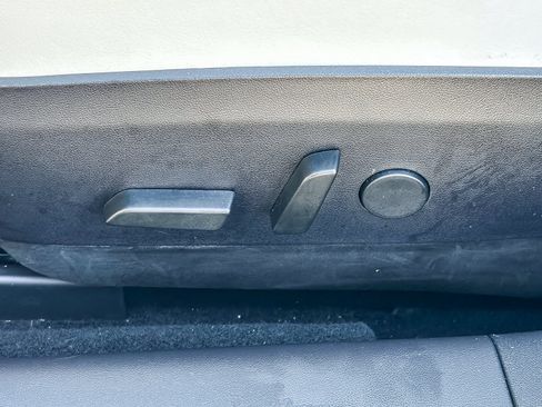 Used 2019 Tesla Model 3 Performance image 20