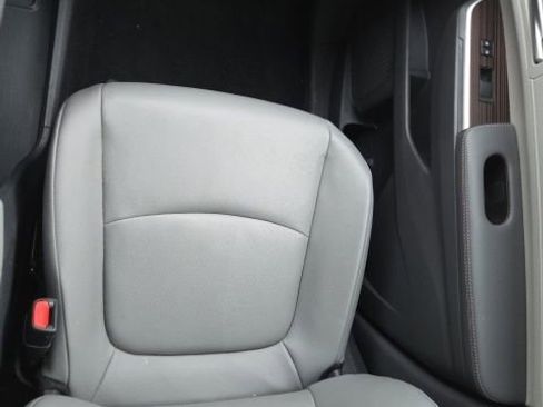 Used 2022 Toyota Sienna XLE image 19