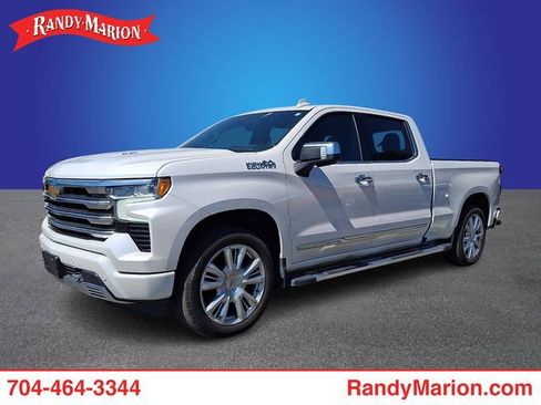Used 2024 Chevrolet Silverado 1500 High Country w/ High Country Premium Package AWD/4WD image 1