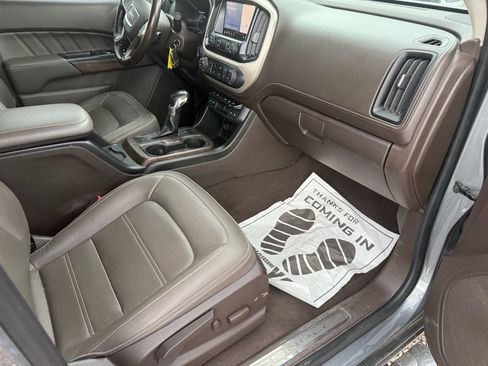 Used 2022 GMC Canyon Denali AWD/4WD image 15