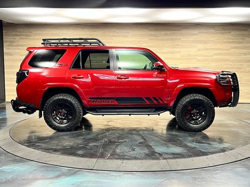 Used 2017 Toyota 4Runner TRD Pro AWD/4WD image 25