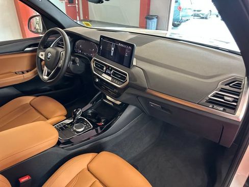 Used 2024 BMW X3 xDrive30i w/ Premium Package w/ZPA AWD/4WD image 17