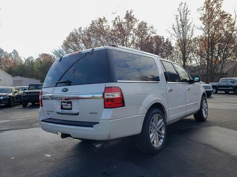 Used 2017 Ford Expedition EL Platinum image 5