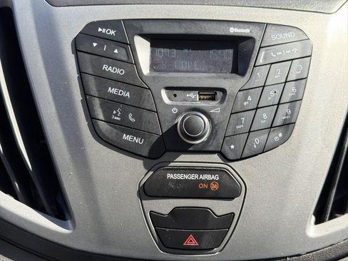 Used 2019 Ford Transit 250 148 Medium Roof image 32