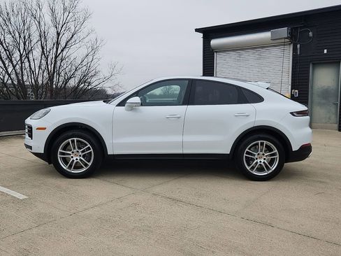 New 2026 Porsche Cayenne Coupe image 2