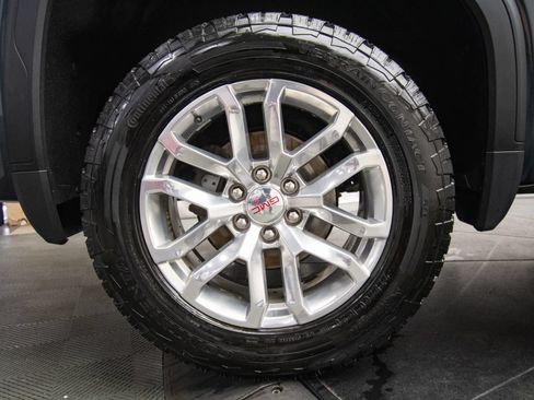 Used 2019 GMC Sierra 1500 SLT w/ SLT Premium Plus Package AWD/4WD image 30