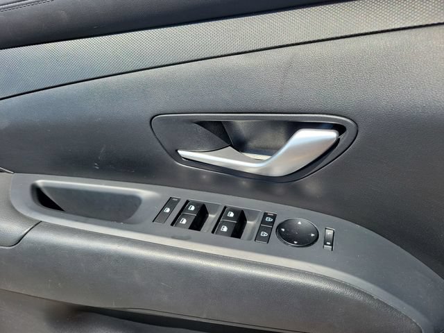 Used 2025 Hyundai Tucson SEL FWD image 15
