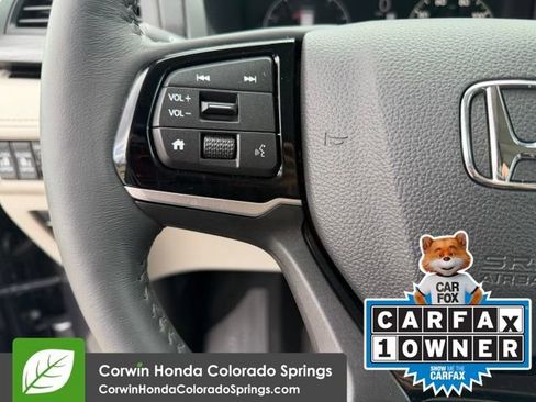 Used 2025 Honda Odyssey Elite image 16