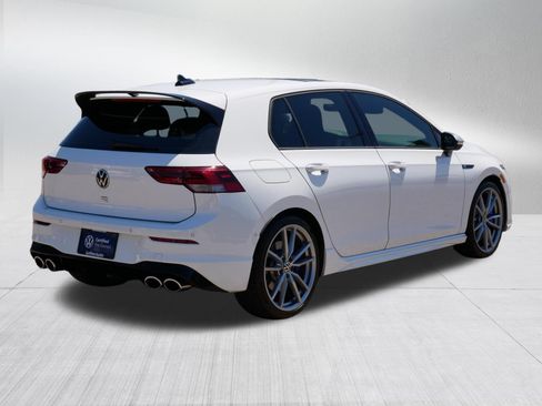 Used 2024 Volkswagen Golf R AWD/4WD image 7