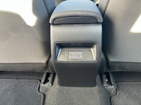 Used 2023 Toyota Corolla LE image 14