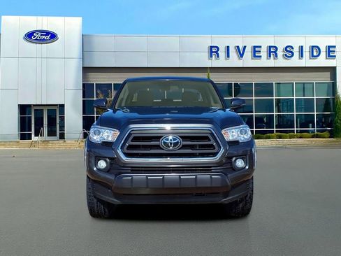 Used 2023 Toyota Tacoma SR5 w/ Technology Package image 2
