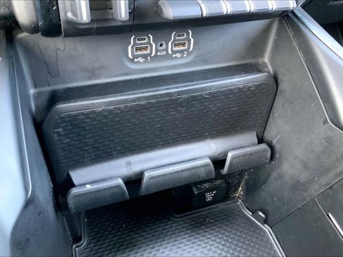 Used 2021 RAM 1500 Laramie w/ Sport Appearance Package image 27