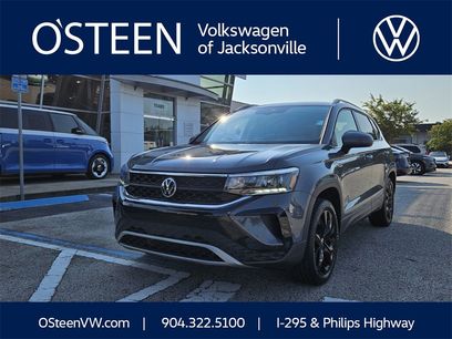 Used 2022 Volkswagen Taos SE w/ IQ.Drive SE Package