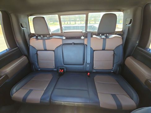 Used 2021 Chevrolet Silverado 3500 High Country w/ Technology Package image 23