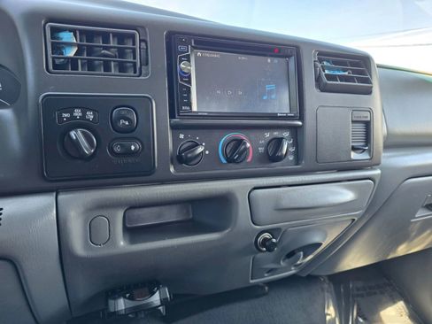 Used 2004 Ford F250 Lariat AWD/4WD image 31