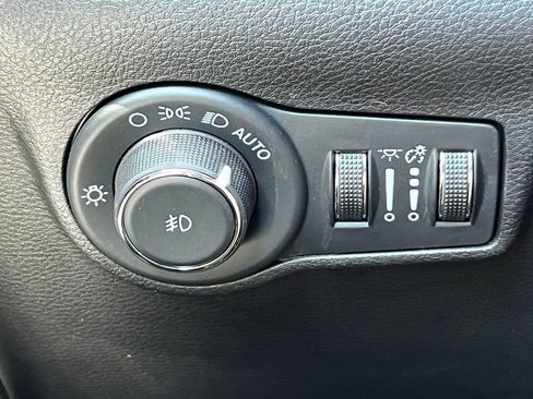 Used 2022 Jeep Compass Trailhawk w/ Trailhawk Elite Group AWD/4WD image 20