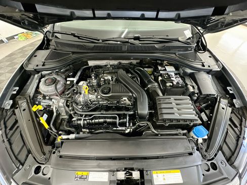 Used 2024 Volkswagen Jetta SE w/ Panoramic Sunroof Package FWD image 34