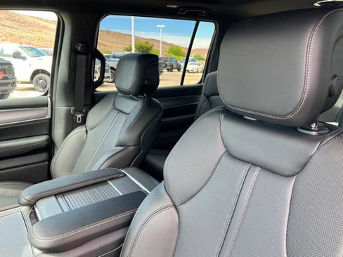 New 2026 Jeep Grand Wagoneer 4WD image 16