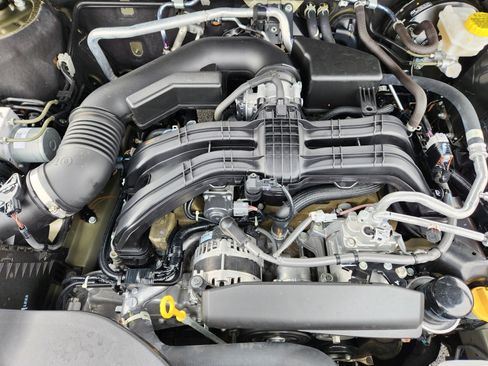 Used 2022 Subaru Outback Premium image 9