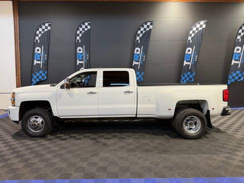 Used 2016 Chevrolet Silverado 3500 High Country w/ Duramax Plus Package image 2